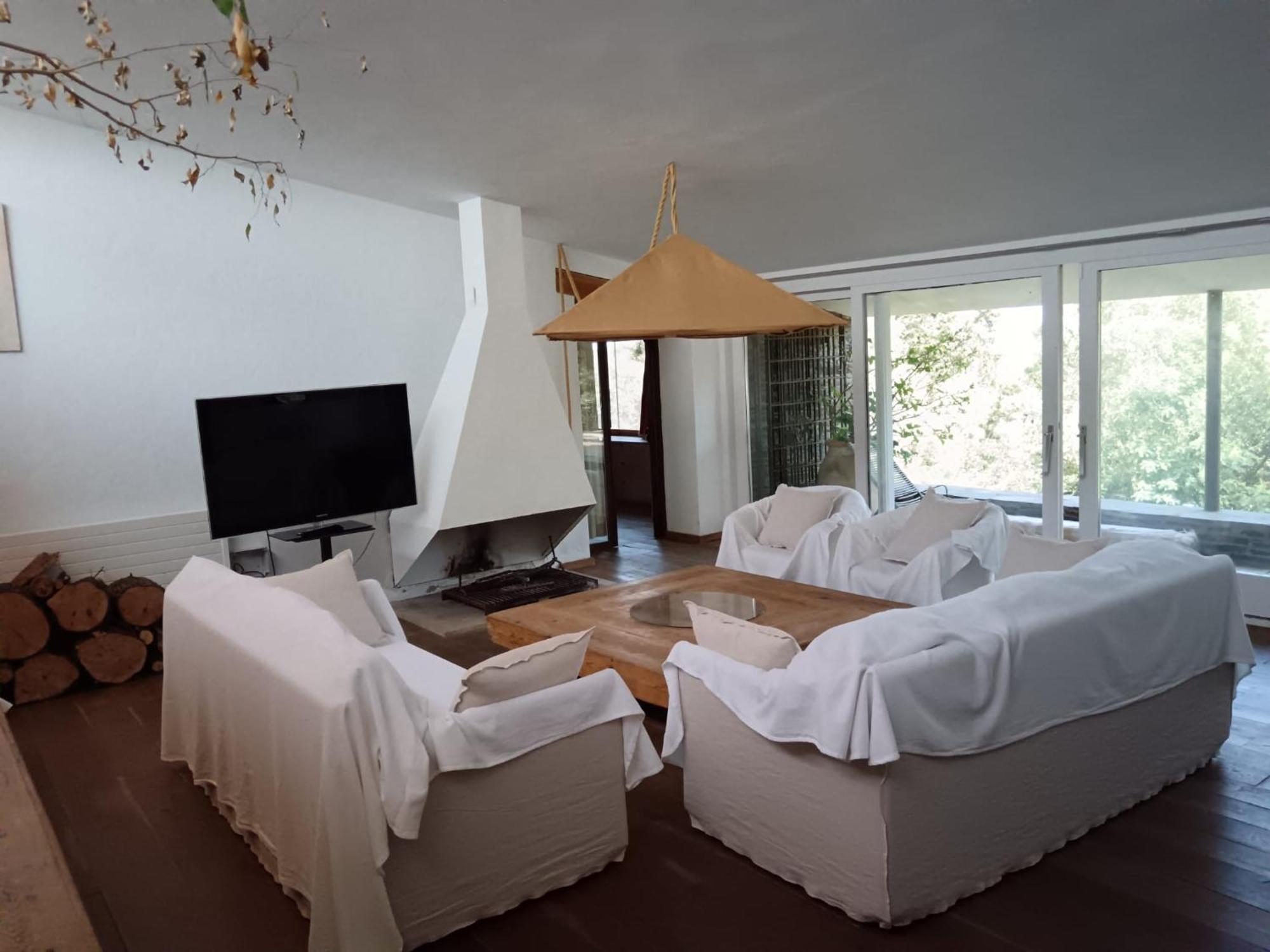 Isla Privada En Cadaques De Ensueno Con 11 Habitaciones Dobles Con Bano Privado Y Piscina Exterior photo