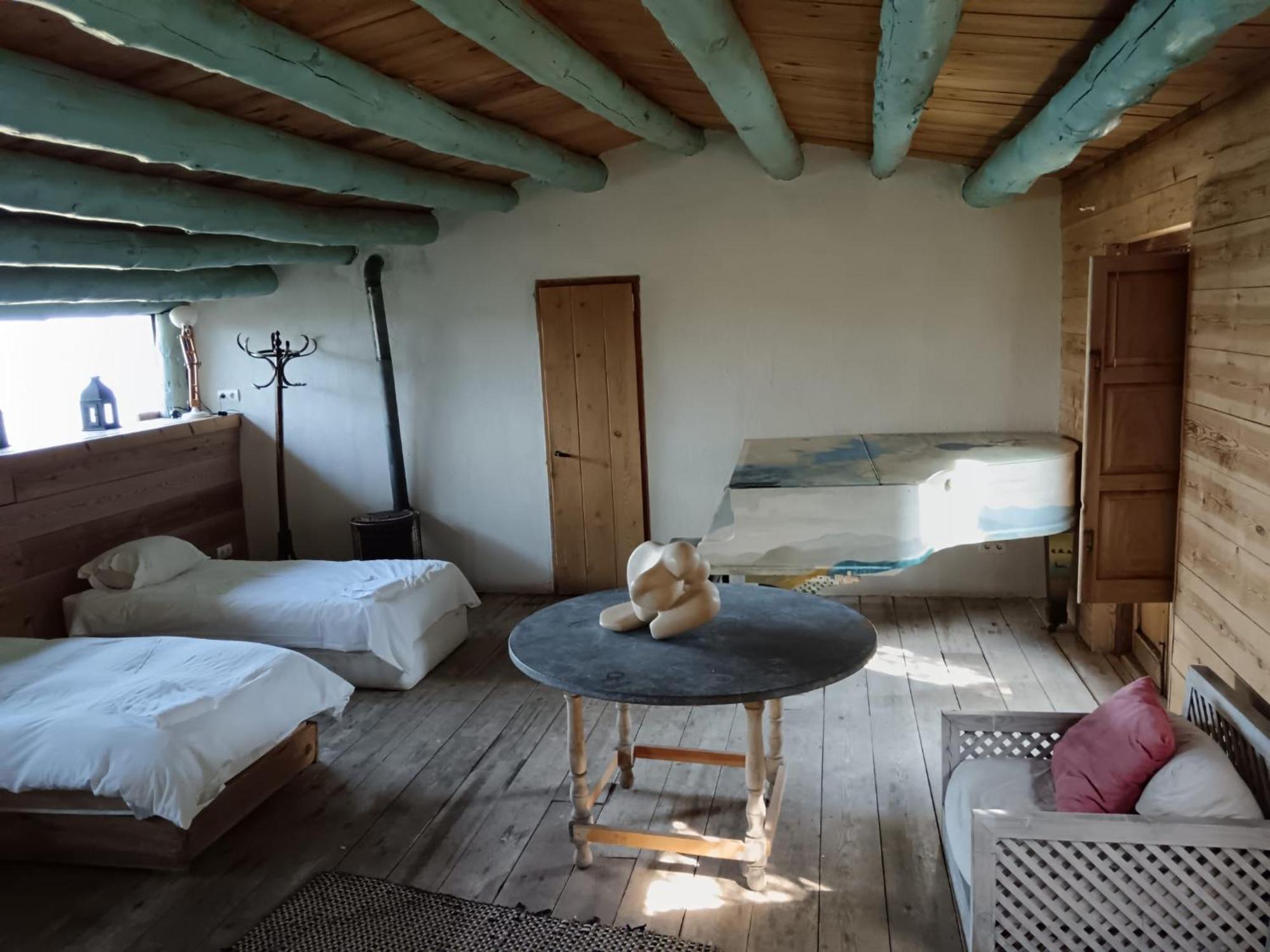 Isla Privada En Cadaques De Ensueno Con 11 Habitaciones Dobles Con Bano Privado Y Piscina Exterior photo